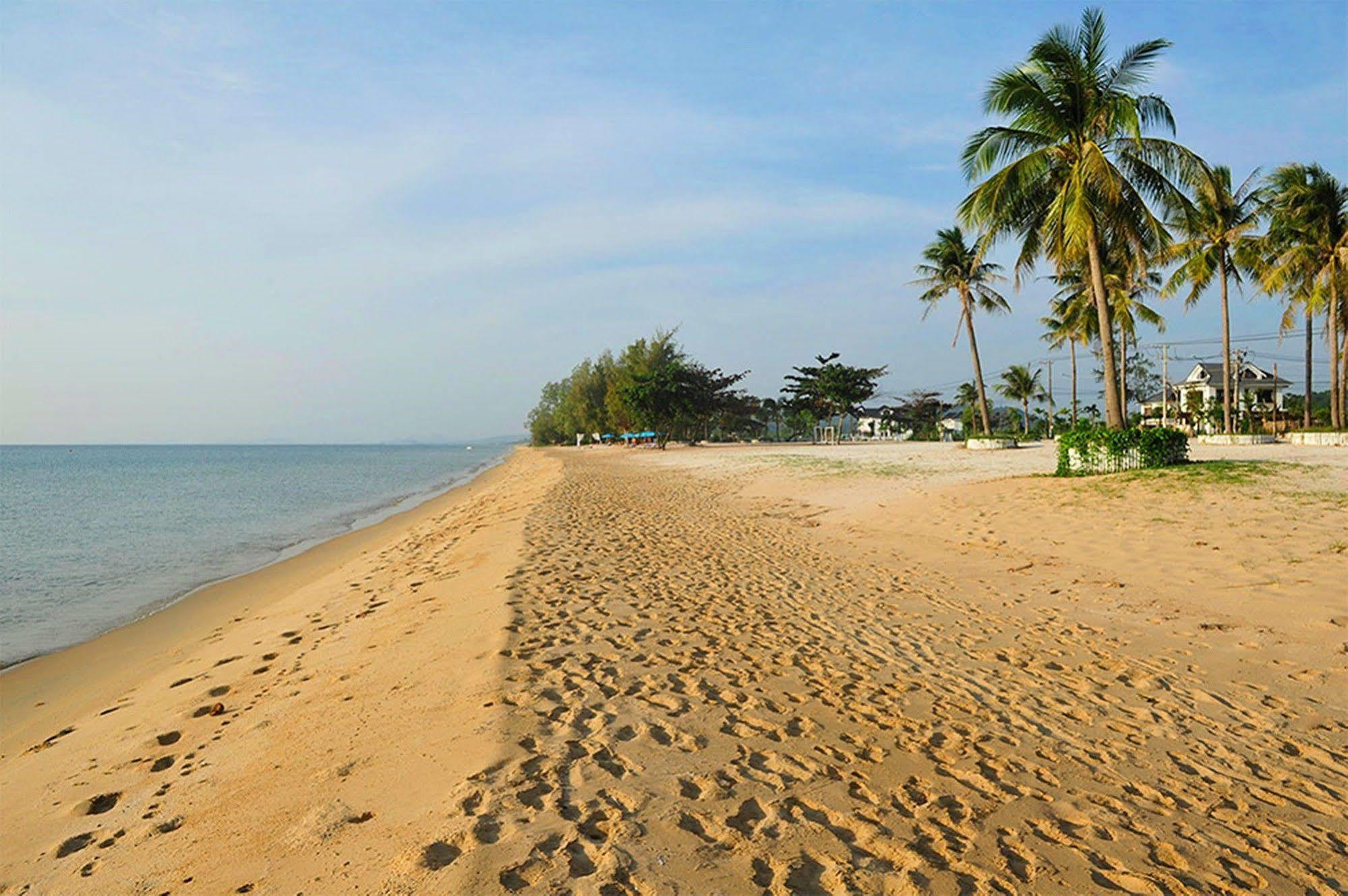 Kosmos Villa Phu Quoc Exterior photo